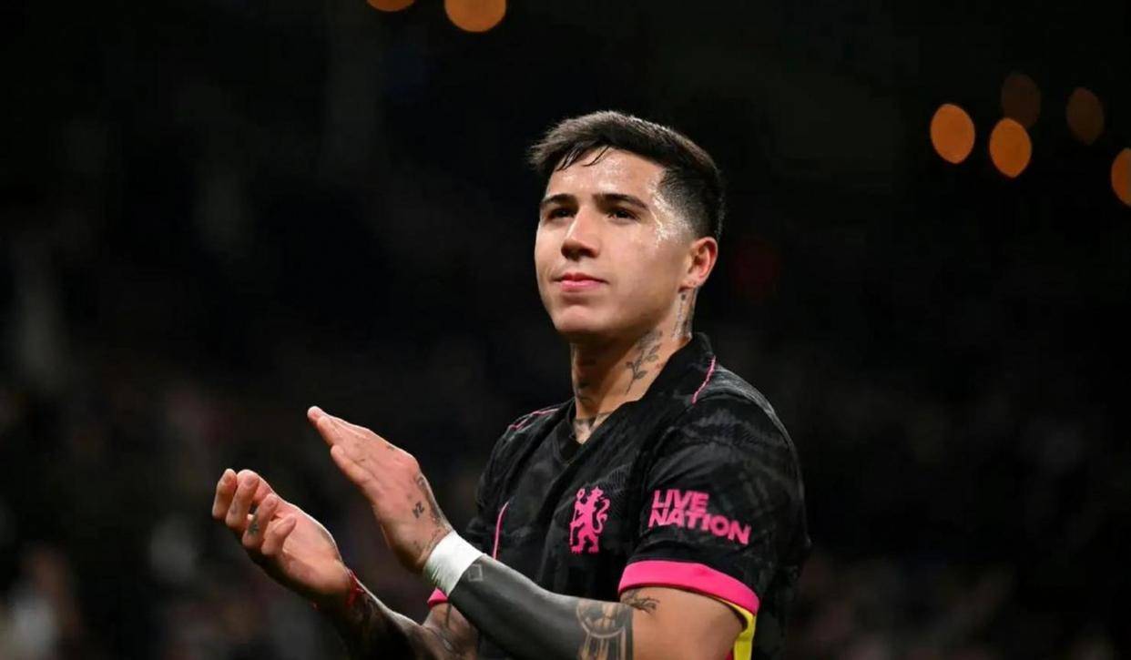 破防了！1.21亿先生赛后一句“不知道未来”，看哭蓝军球迷，欧冠惨败大巴黎后心酸发声