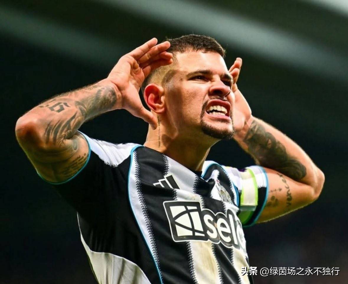 曼联锁定中场新核：35场造15球，两大队友推荐，要价8000万欧！