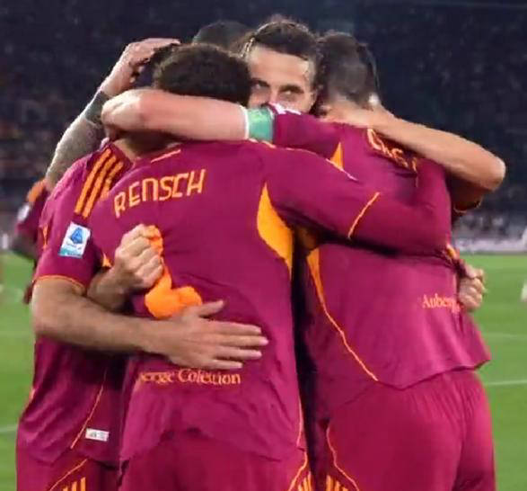 意甲争四形势激烈，尤文米兰和AC米兰受益，一场平局揭示那不勒斯争冠难题